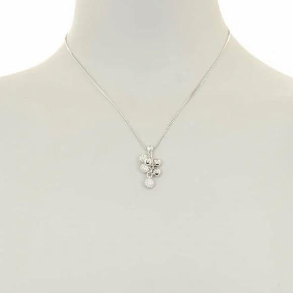 Swarovski Flirt Cluster Pendant Necklace - Picture 6 of 8